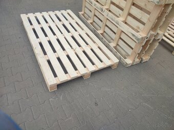 Palety dřevěné různé - 7