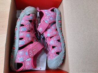 Sandálky Loap, vel. 32 a 35 - 7