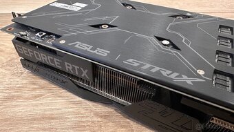 ASUS ROG STRIX RTX 2070 - 7