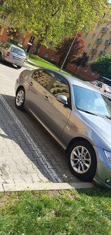 BMW E90 318 D - 7