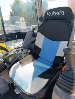 Pásový minibagr KUBOTA KX060-5 - 7