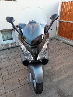 Aprilia Atlantic 250, výborný stav, po TK - 7