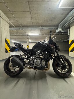 Kawasaki Z900 - 7