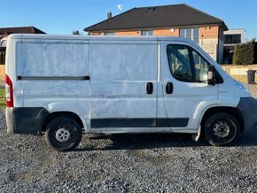 Peugeot Boxer 2.2 HDI 74 kw plně pojízdný tažné 2t - 7