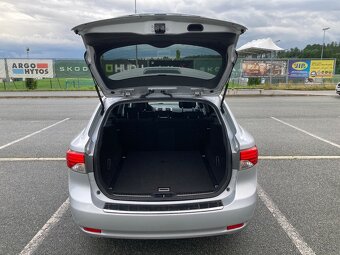 Toyota Avensis 1,8 benzin 2014 - 7