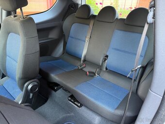Mitsubishi Colt 1,3i - 7
