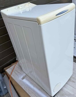 Pračka s vrchním plněním Whirlpool AWT 2275   na 5 kg - 7