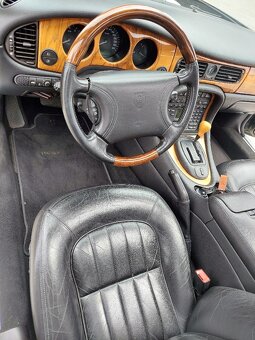 PRODÁM AGUAR XJ, 3.2 V8 EXECUTIVE. r.v. 1999/2000 - 7