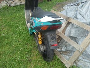 Piaggio nrg MC2 náhradní díly . - 7