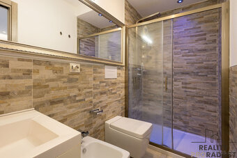 Prodej bytu 2+kk 57 m² Montesilvano, Itálie - 7