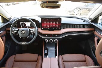 Škoda Superb 2.0 TDI 142kW 4x4 L&K TAŽNÉ DPH ČR 1.MAJITEL - 7