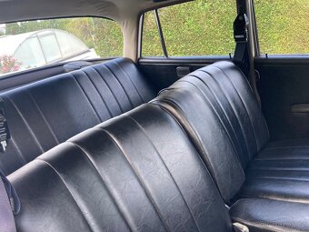 Mercedes Benz 220S W111 - 7