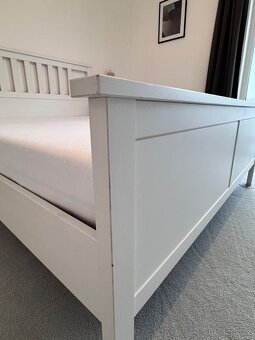Postel IKEA HEMNES 160x200cm, včetně matrace. - 7