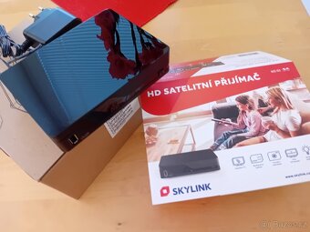 Satelitní přijímač MZ-52 - 7