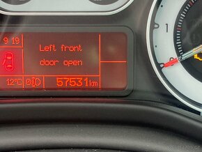 Fiat 500L 1,4 70kW najeto 57000 km rok 2017 - 7