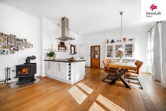 Prodej vily 1640 m2, Sádek - 7