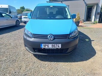 VW Caddy 1.6 TDI, bez koroze, klima, tažné - 7