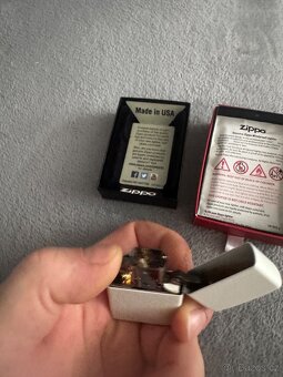 Originál nový Zippo zapalovač Marlboro. … - 7