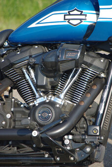 Harley Davidson Low Rider ST - 7