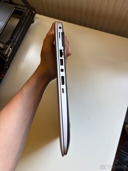 HP EliteBook 850 G3 - i5-6200U, 8GB, 256GB SSD Win 10 Pro - 7