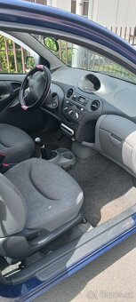 Toyota Yaris 1.0 - 7