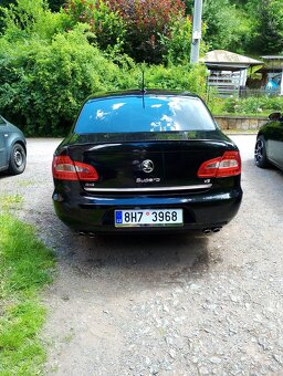 Superb 2 3.6 V6 4x4 - 7