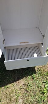 Dřevěná skříň IKEA Sundvik - 7