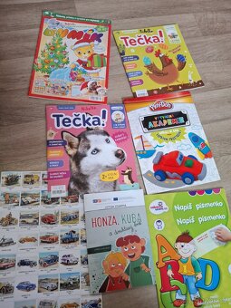 Hračky 40 kusů, Disney box,puzzle,lampa,knihy,pop-it - 7