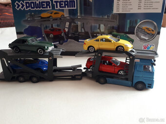 Autopřepravník + 4 autíčka - 7