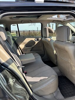 RENAULT MÉGANE 2 - 7