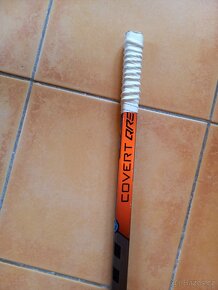 Hokejka warrior covert
- 7