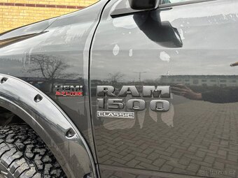 RAM 1500 5.7L BIG HORN 295kW benzin 2019 - 7