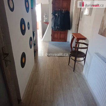 prodej zcela nového atypického podkrovního bytu, 93 m2, ul. - 7