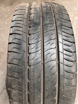 Goodyear efficientGrip 215/65 R15C - 7