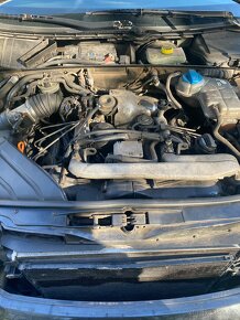 Audi A4 B6 veskere dily z vozu - JEN DILY - 7