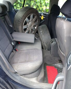 Wolkswagen Jetta 1.6 75 kW rv 2006 - 7