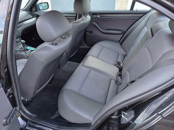 Benzínové BMW 318i ... 153042km - 7