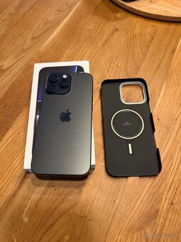 IPhone 16 Pro Max 256gb, black titan. Kapacita baterie 95% - 7