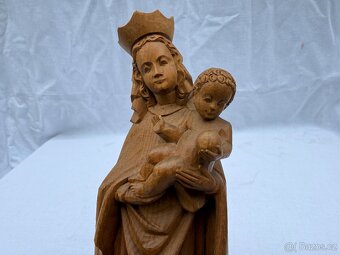 Dřevěná socha Panna Marie královna s jezulátkem - 7