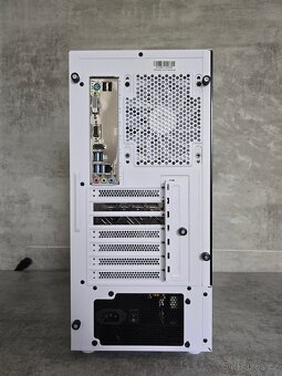 Herní PC/Ryzen 5/RX5700XT/32GB RAM/1TB NVMe - 7