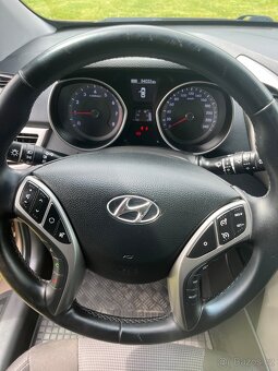 Prodám  Hyundai I30, 1.4i 73kW - 7