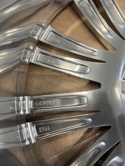Originální alu kola Canopus, Škoda Superb 3, 5x112 r19 - 7