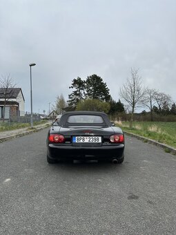 Mazda MX5 NB - 7