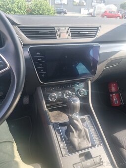 Škoda superb 1.4 hybrid - 7