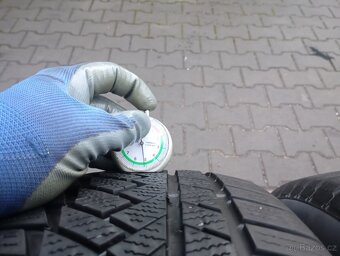 235/55/18 zimní pneu continental - 7
