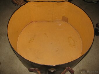 starožitný kufr na klobouk, starý cilindr klobouk - 7