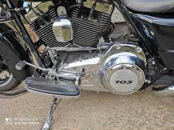HARLEY DAVIDSON FLHX STREET GLIDE - 7