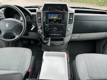 VW Crafter - 2.0 TDI Sanitní vůz - Manuál - 7