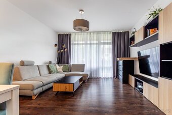 Prodej krásného bytu 3+kk, 84 m2, s balkonem a lodžií, Praha - 7