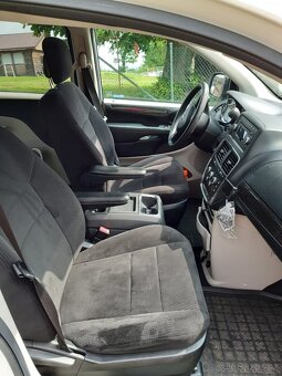 Dodge grand caravan - 7